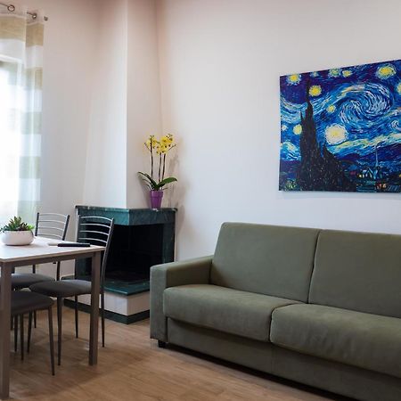 Stella Marina - Camere E Monolocali Turistici Monte San Biagio Eksteriør billede