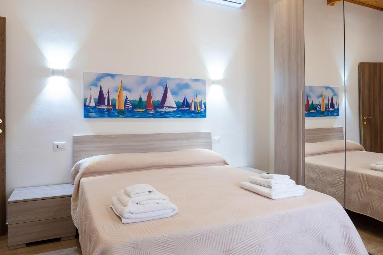 Stella Marina - Camere E Monolocali Turistici Monte San Biagio Eksteriør billede